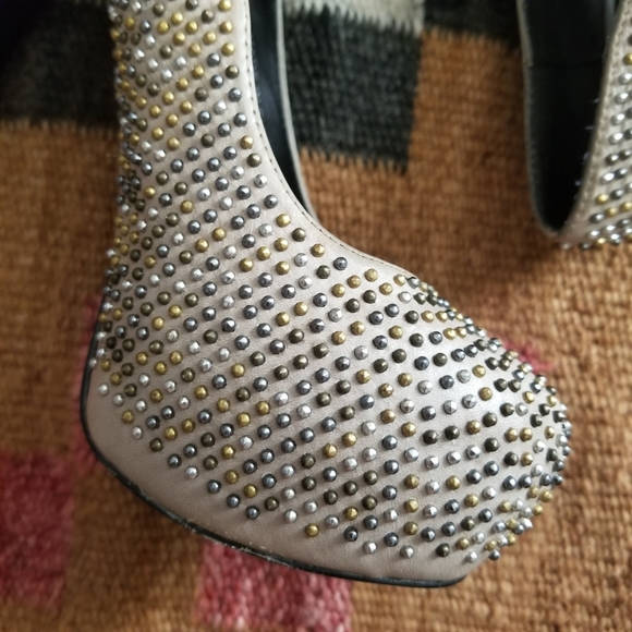 Dolce Vita Brenna Studded Platform Pumps SZ 6.5 - Picture 3 of 7